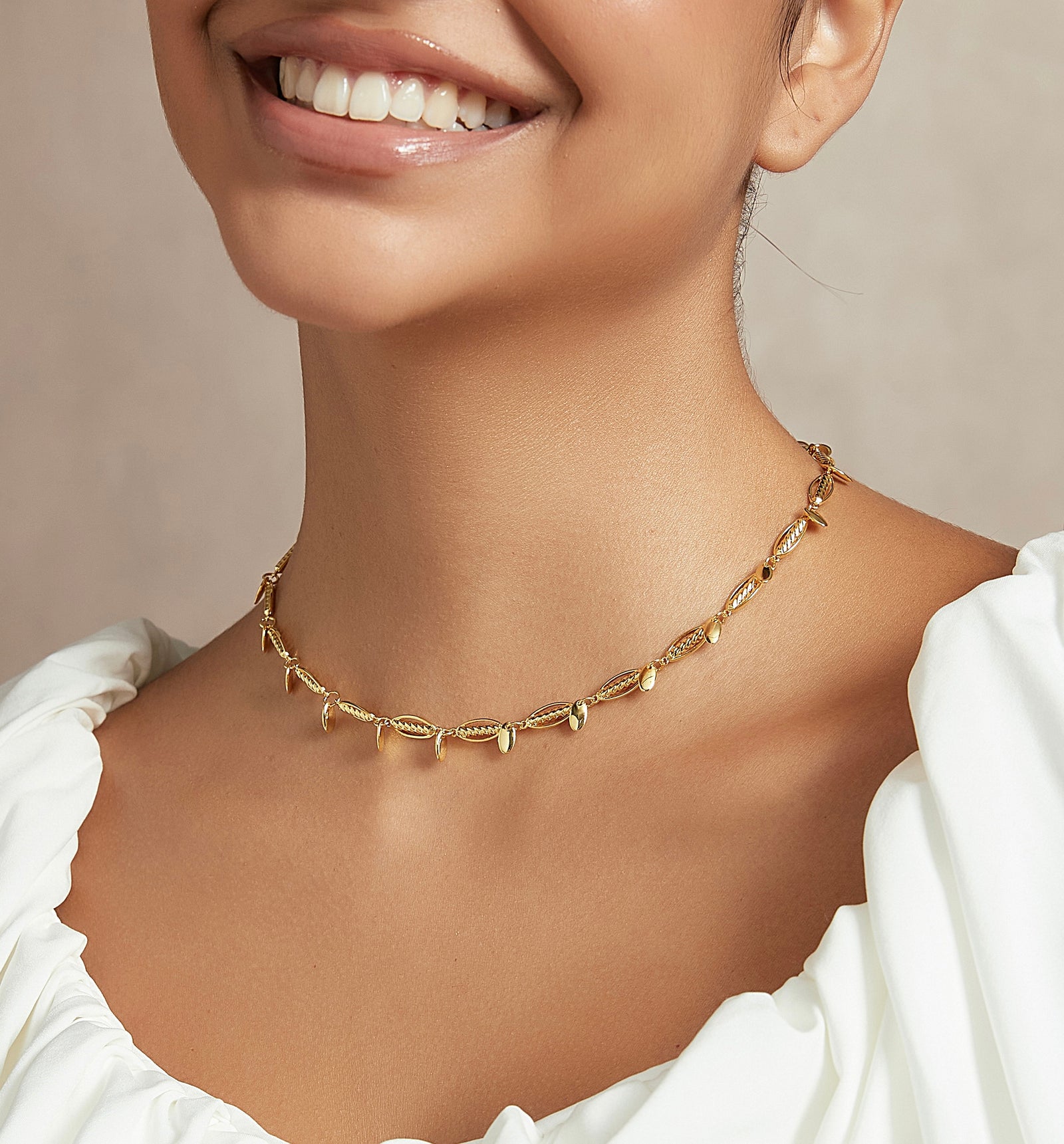 Bamboo Whisper necklace close-up showing leaf detail - GL.rareness