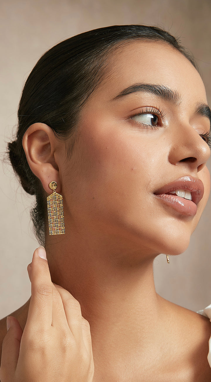 14K gold-plated French rattan pattern resin earrings front view - GL.rareness