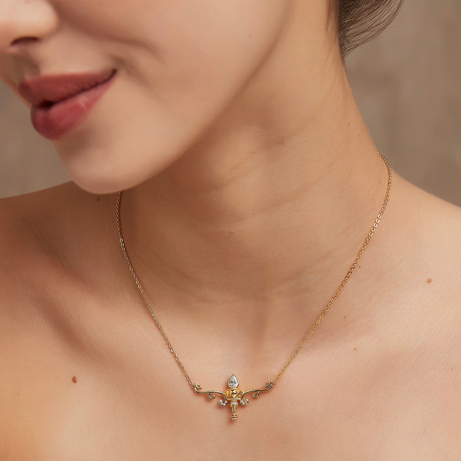 18K gold-plated Opera Elegance pendant necklace with CZ candlestick design - GL.rareness