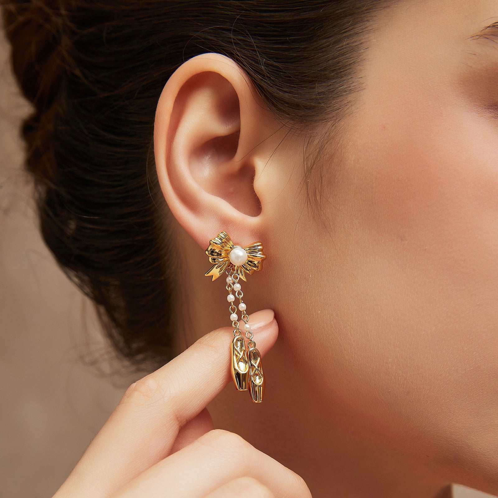 Ballet Dream earrings close-up showing pearl and shoe detail - GL.rareness