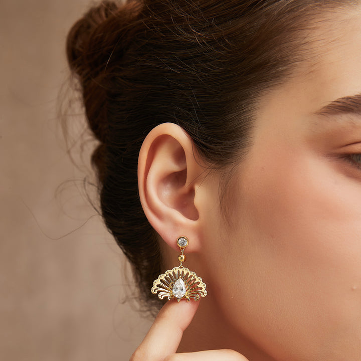18K gold-plated Center Stage Spark earrings with pear-cut CZ drops - GL.rareness