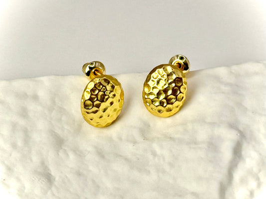 Pineapple Glow Studs Earrings