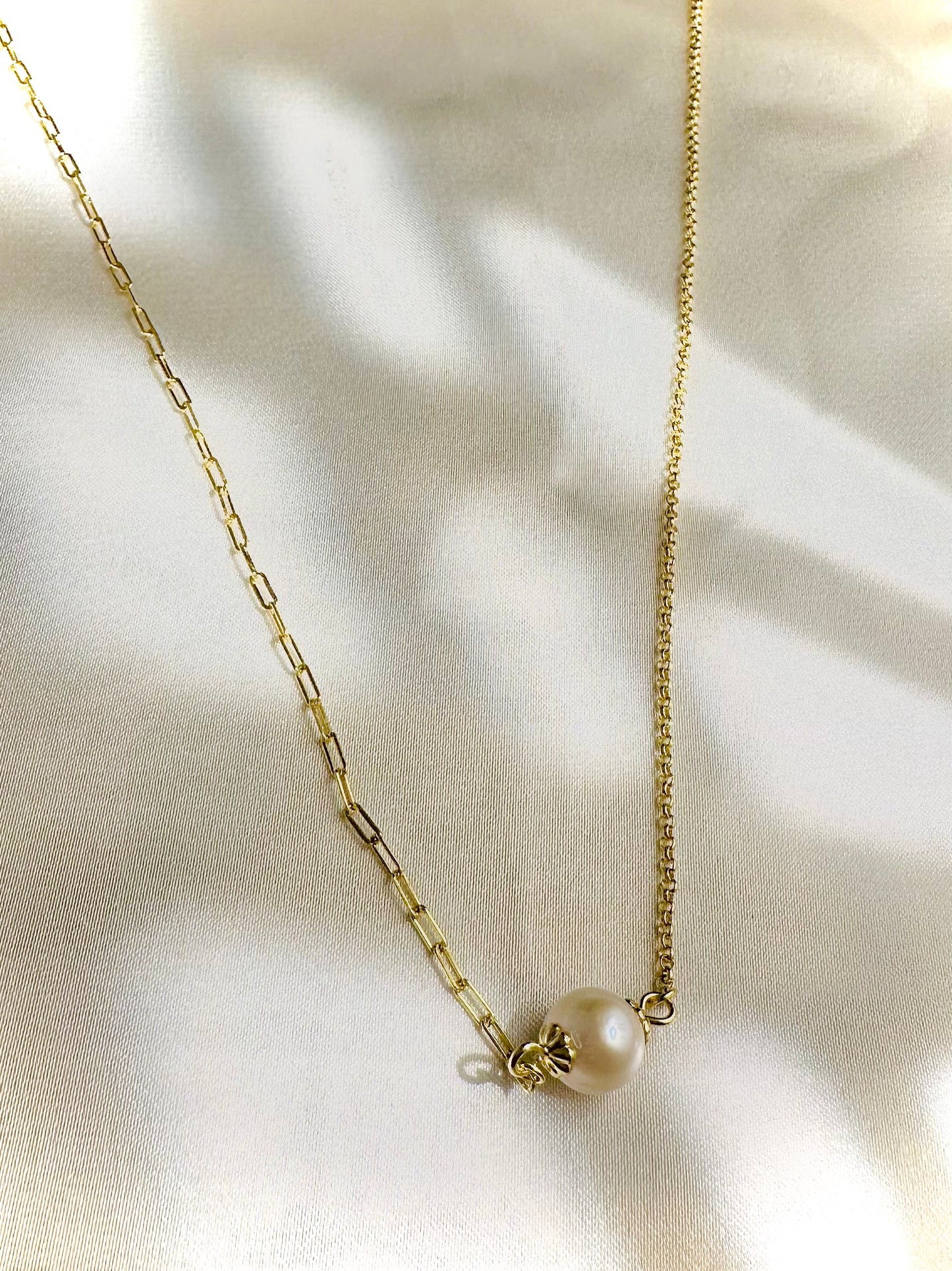 Natural Freshwater Pearl Necklace
