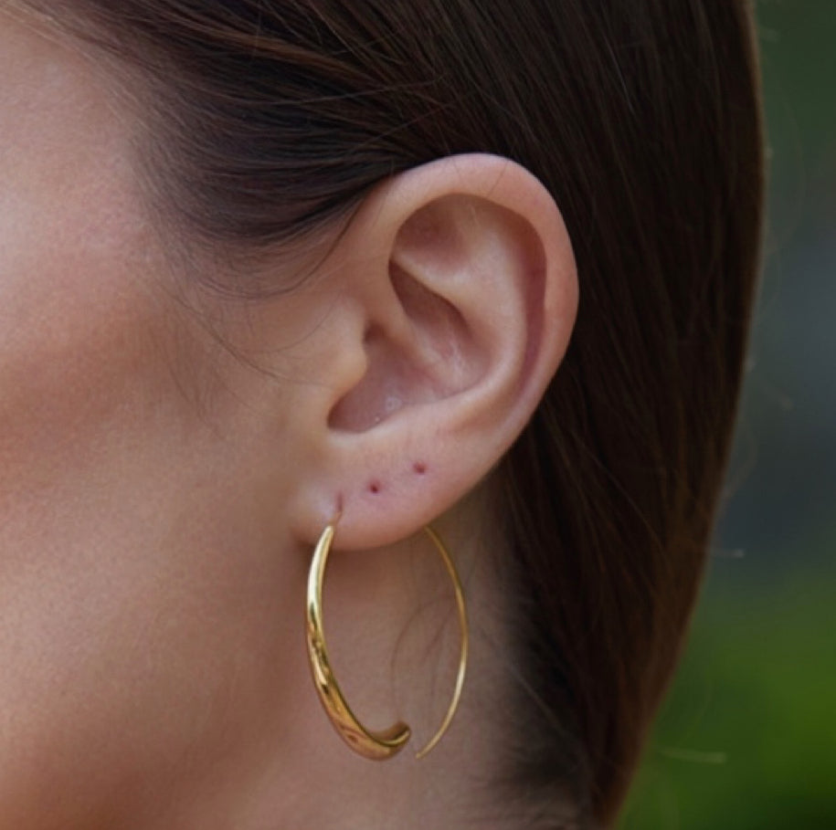 Golden Serenity Hoops