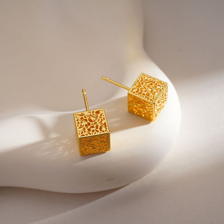 Flowering vines earrings